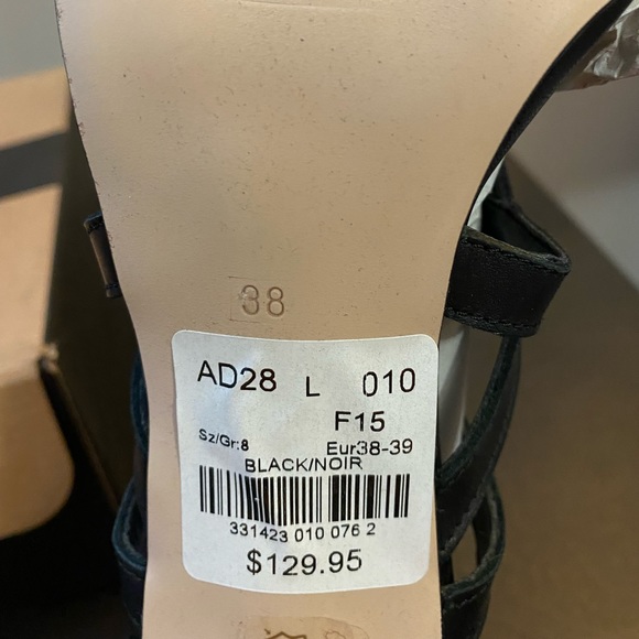 Brand new black lace up heels size 8 Le Chateau - Picture 4 of 5